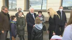 Exprezident Klaus přišel na Národní bez roušky, hrozí mu vysoká pokuta