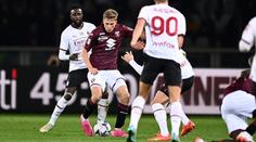 Pomohl je porazit a už ho chtějí. O českého beka stojí slavný AC Milán