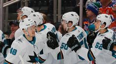 Hertl dvěma góly zařídil výhru San Jose! Opět se trefil i Faksa