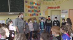Školy vyzrály na zákaz tělocviku. Děti cvičí kdykoliv během vyučování