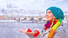 Naděje na bílé Vánoce. Meteorologové řekli, kde v Česku může letos nasněžit