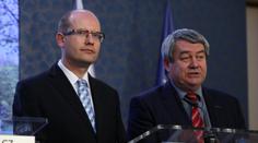 Sobotka otevírá komunistům cestu do vlády! Souhlasíte? ANKETA