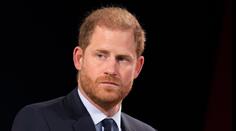 Velké ponížení prince Harryho. Král místo něj pozval na Vánoce nečekaného hosta