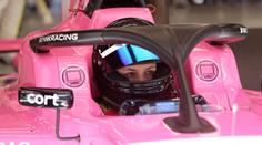 Velký úspěch. Česká závodnice míří do paddocku formule 1