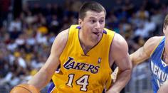 Šampion NBA pomáhá dětem na Ukrajině. Draží vítězné prsteny