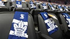 NHL se bude hrát opět bez fanoušků. Pocítí to i trojice Čechů