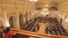 Poslanci jednají o novele stavebního zákona. Je to legislativní paskvil, zní z opozice