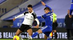 West Ham se štěstím vyhrál a je pátý! Leicester se na první místo nevrátí