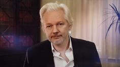 Biden prohlásil, že USA zvažují žádost Austrálie o zastavení trestního stíhání Juliana Assange