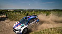 Unikátní rally Hustopeče! Závodníci kličkovali mezi vinohrady