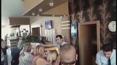 Zděšení na dovolené! Po příjezdu do hotelu museli spát na zemi