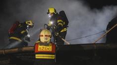 Měl zapálit ubytovnu. Policie ho obvinila