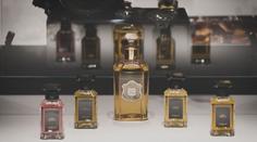 Parfumerie Guerlain otevřela svůj archiv. Odhalila tajemství Alžběty II.