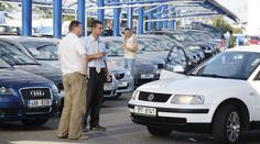 Urychlený zákaz stáčení tachometrů chtějí i obchodníci s ojetinami