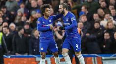 Higuain nadchl gestem fair play, spoluhráči pomohl k jubileu