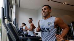 Tévez se brání! Prý ho neskolili vězni, ale trenažér!