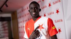 Slavia získala další posilu, stejně jako její rival lovila v norské lize