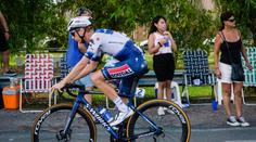 Velká smůla pro českého cyklistu. Upadl ještě před startem Tour, vylámal si zuby