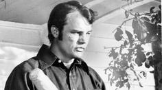 Zemřel představitel drsňáků Joe Don Baker. Objevil se v několika bondovkách