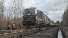 Do Česka vtrhl orkán. Jeden člověk zemřel, železnice kolabovala