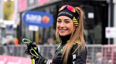 Biatlonová kráska ukázala téměř vše! V odvážných plavkách si užívala