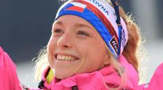 Ženský sprint vyhrála Eckhoffová. Davidová střílela bezchybně a je třetí