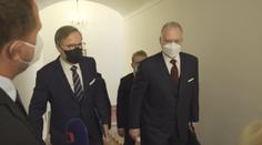 Vláda chce propouštět i zpravodajce. Skončit má šéf rozvědky