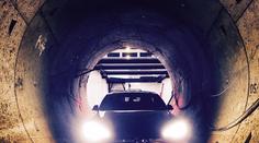 Musk chce poslat auta do "kanálů". První šachta je hotová