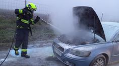 Obří komplikace v dopravě: Na D1 shořelo auto, ŘSD vydalo kvůli počasí varování