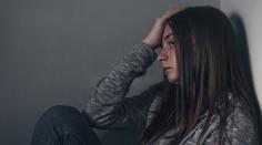 Bludný kruh. Přibývá dětí s psychickými problémy, psychologů je zoufale málo