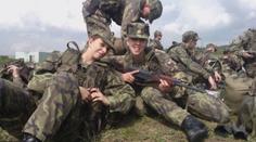 VÍKEND: Drsné ženy v elitních jednotkách armády