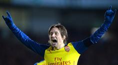 Arsenal děkuje Rosickému! Krásným gólem rozhodl o postupu