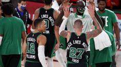 První mečbol odvrácen: Celtics ještě do finále Miami nepustili