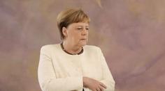 Merkelová se rozloučila s Erdoganem. Označil ji jako svou drahou přítelkyni