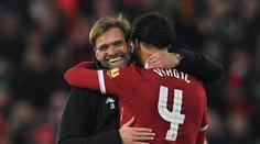 Van Dijk začal splácet důvěru při debutu, Vydra na United nestačil
