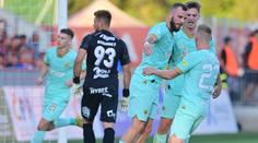 Slavia jen těsně vyhrála v Pardubicích. Mladá Boleslav rozstřílela Hradec