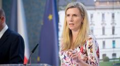 Odchod ministryně Valachová stále halí spousta otazníků