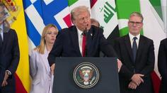 Trump v Egyptě podepsal příměří v Gaze. Převzal i státní vyznamenání