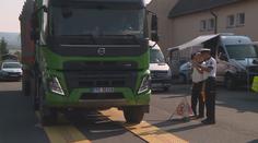 Policie na Olomoucku se zaměřila na kamiony. Kontroluje hlavně hmotnostní limit