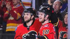Frolík pálil do černého, Calgary ale tápe a na play off ztrácí