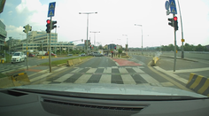 Červená je jenom barva, myslí si řada cyklistů. Ohrožují tak nejen své životy