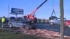 Chtěl do protisměru, překvapilo ho Audi! Muž skončil v nemocnici