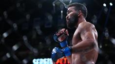 Bellator zná nového šampiona polotěžké váhy. Pitbull obhájil titul díky TKO