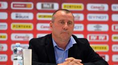 Manažer Slavie zkolaboval. Musel být tři dny v nemocnici