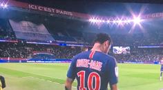 Neymar je zpátky a PSG slaví titul! Hráči uctili památku Notre-Dame
