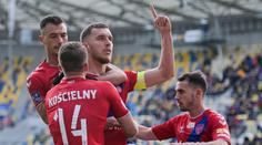 Převýšov, Vyšehrad, teď vede ligu v Polsku! Petrášek poznává nároďák