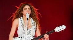 Zpěvačka Shakira je v nemocnici. Kvůli zdravotním problémům ruší koncerty