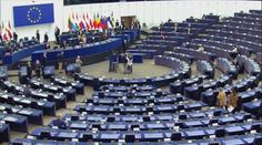 Okamžitě zavřít kohoutky! Evropský parlament chce konec nákupu paliv z Ruska