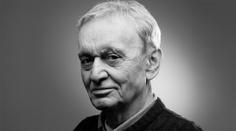 Odešla mimořádná osobnost českého divadla. Jan Dušek zemřel ve věku 83 let