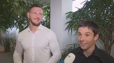 Snad nebudeme moc trapní, smáli se zlatí medailisté po moderování zpráv